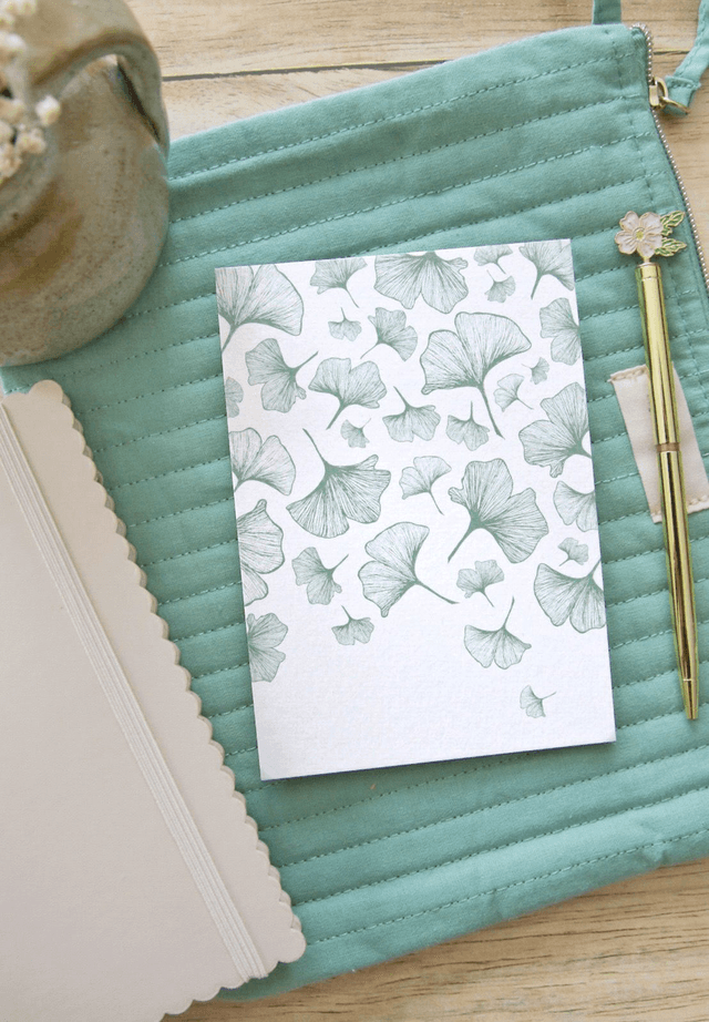 Carte postale aquarelle - Feuilles de Ginkgo